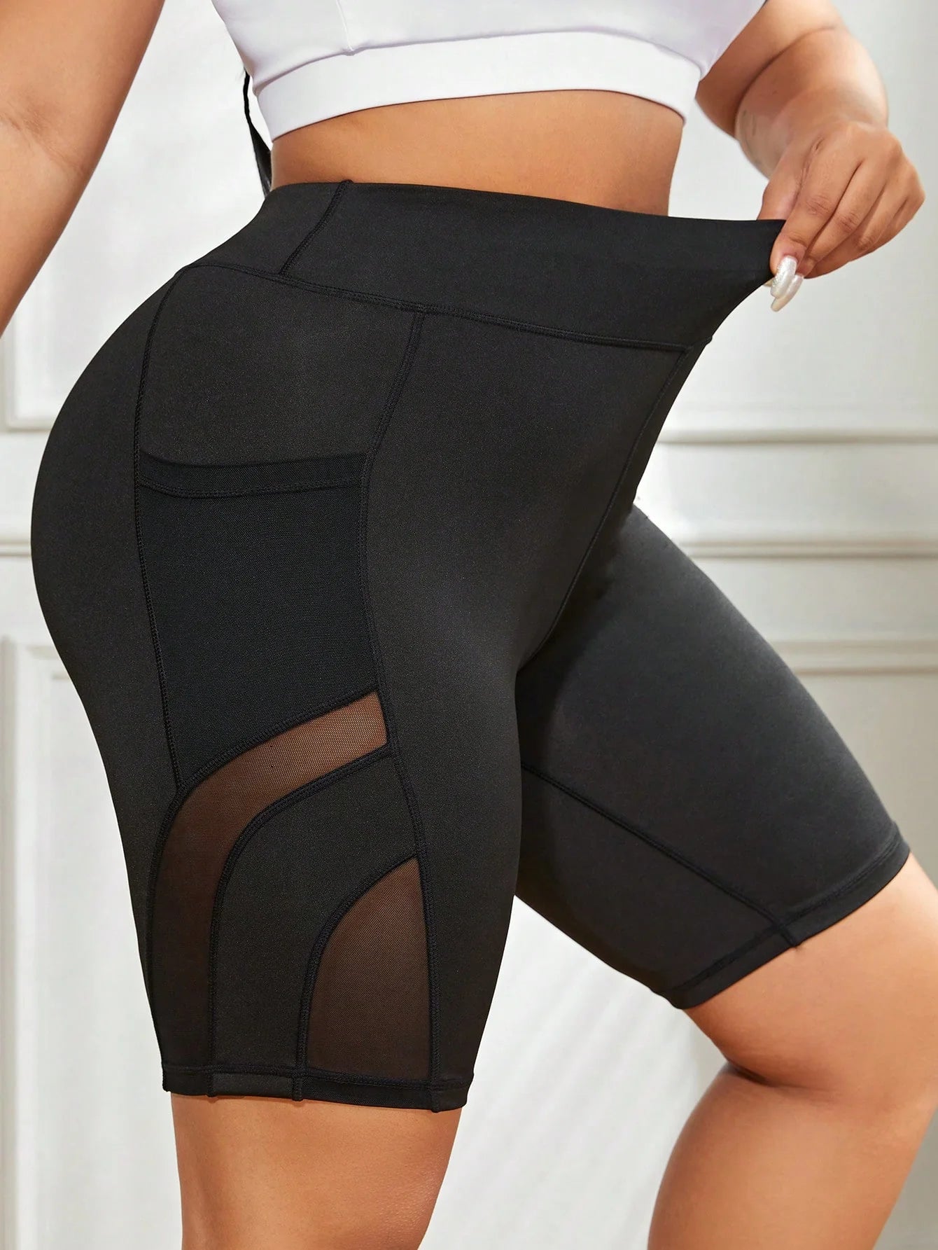 Shorts Plus Size Com Bolso Maria