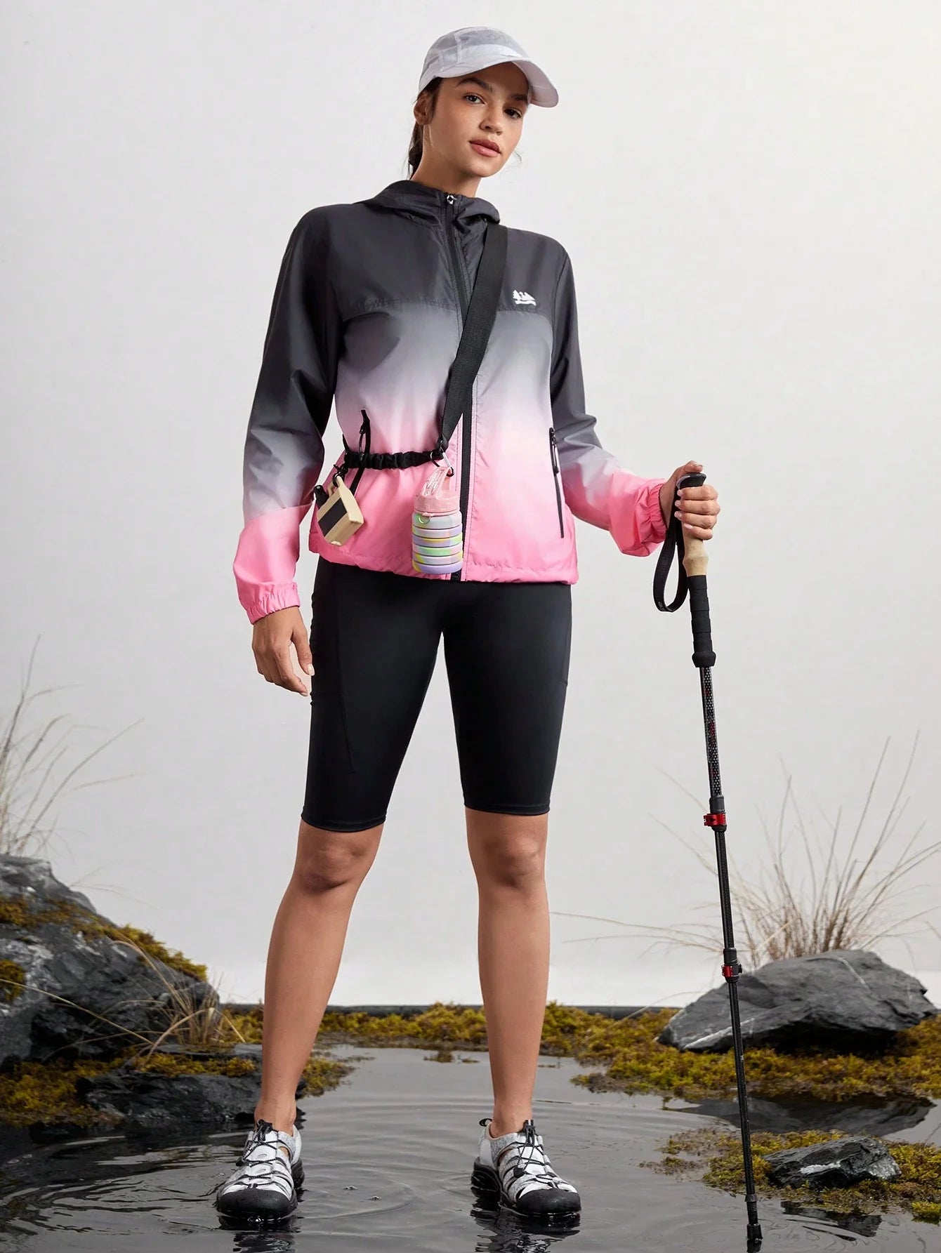 Corta-Vento Casual Com Capuz Julia