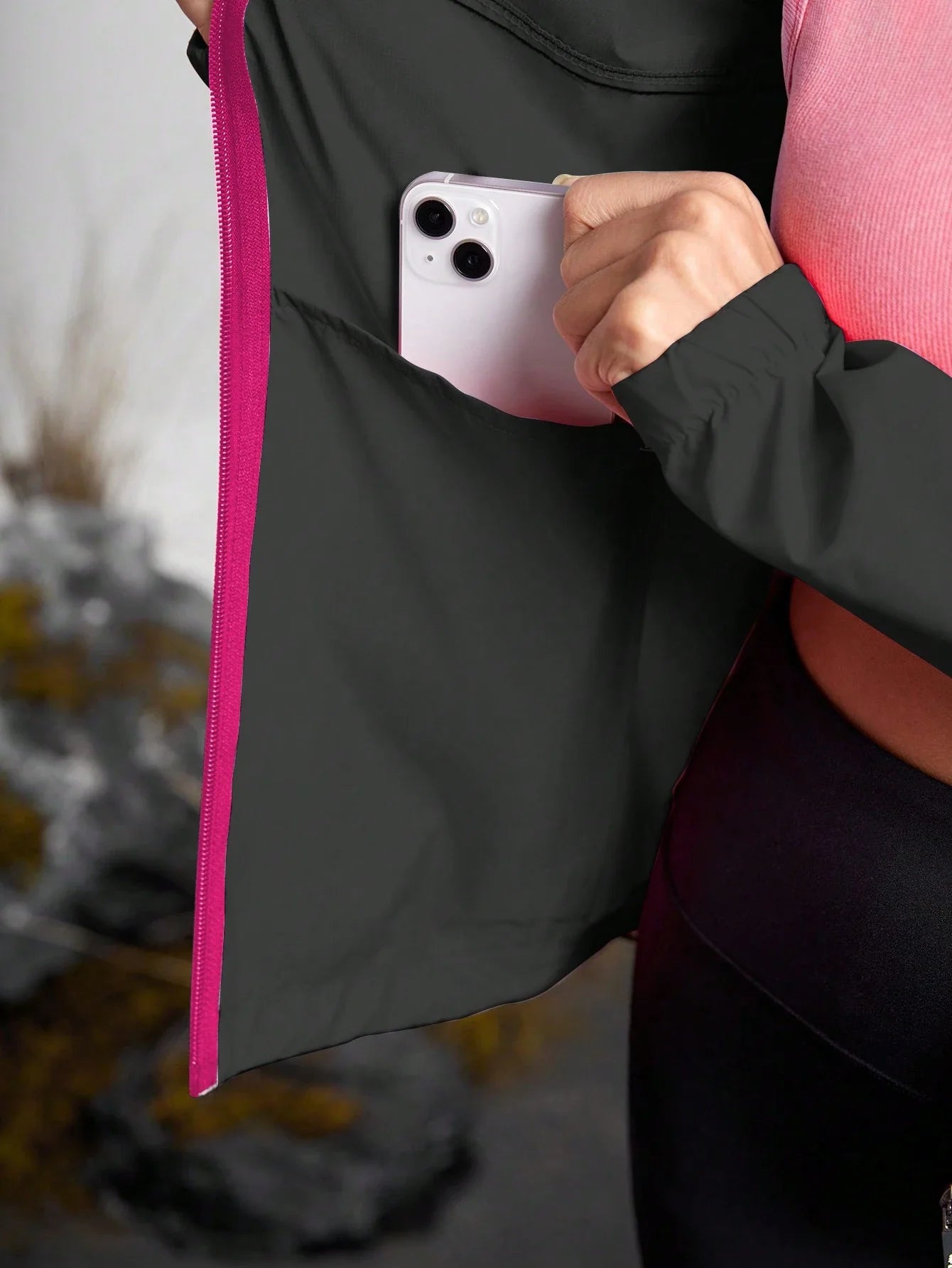 Corta-Vento Casual Com Capuz Julia