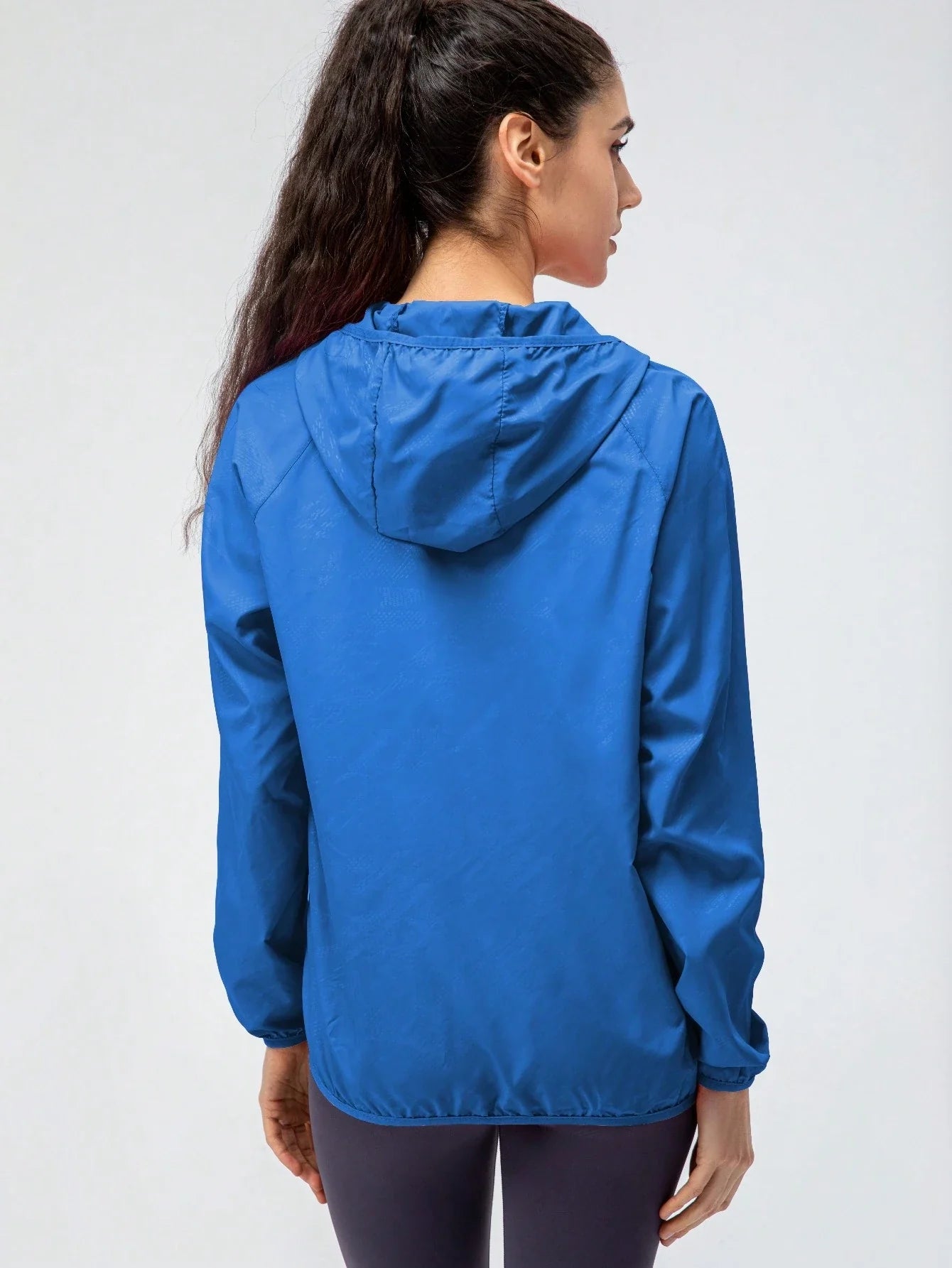 Corta Vento Leve de Secagem Rápida e Resistente