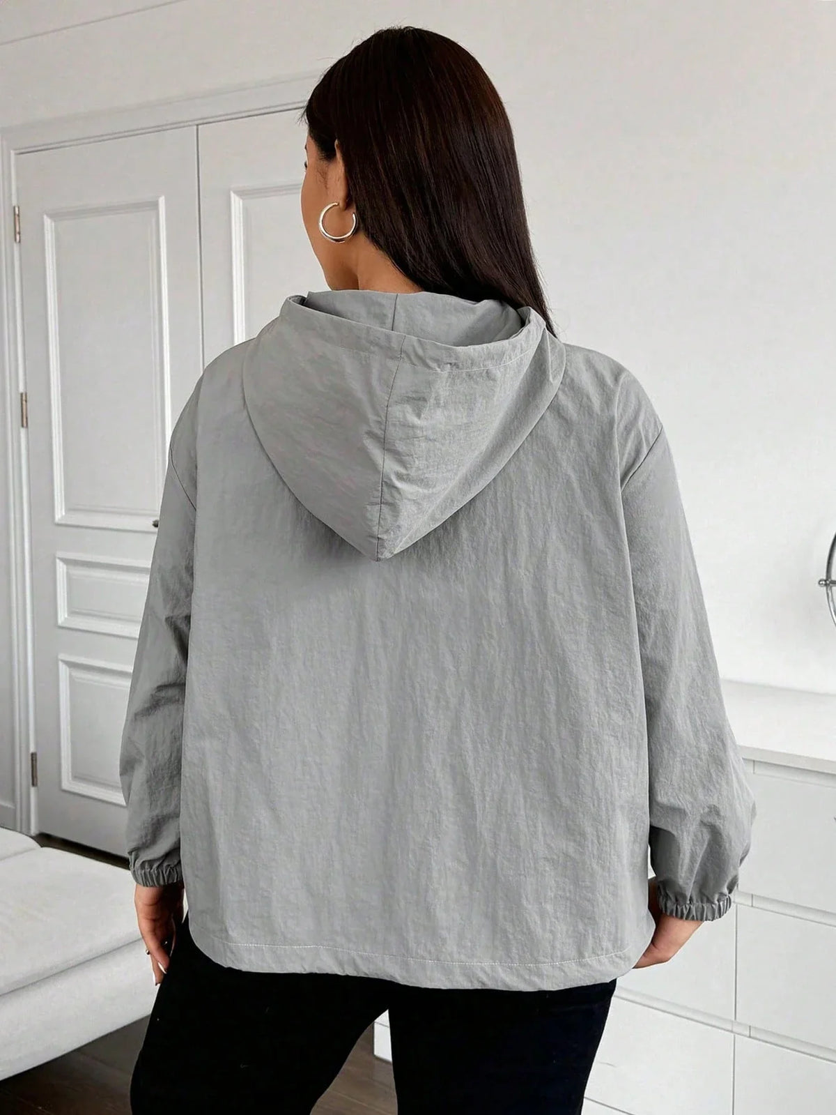 Corta-Vento Impermeável Plus Size Mia