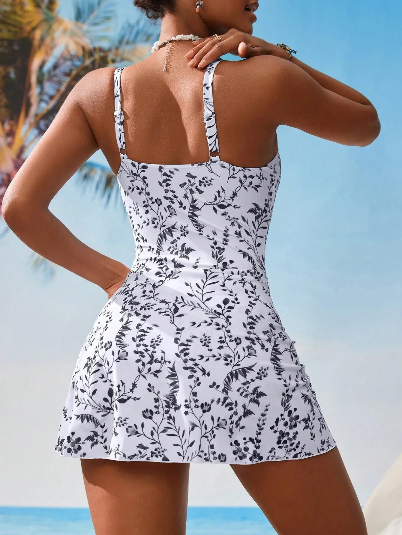 Maiô Estampado com Plantas