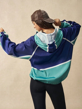 Corta Vento Casual com Capuz Marcela