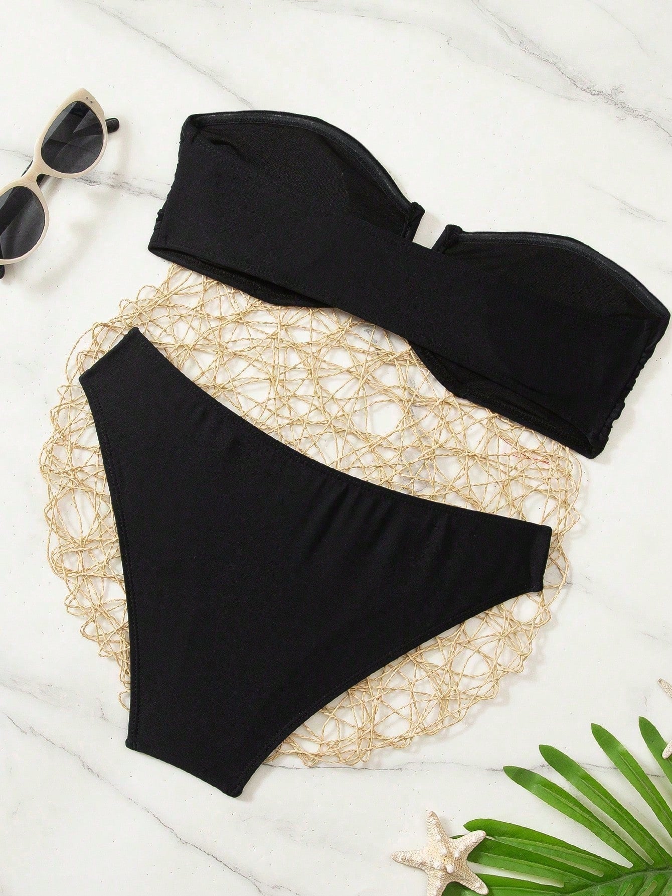 Biquíni Tomara que Caia com Decote V